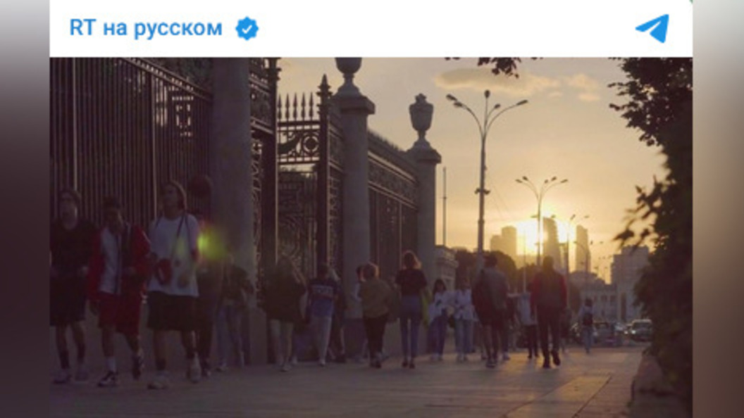 Стыдно что была с ним. Стыдно что была с ним