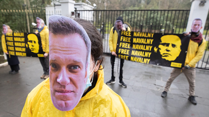 Член СПЧ посетил Навального* в колонии: Его здоровью ничего не угрожает