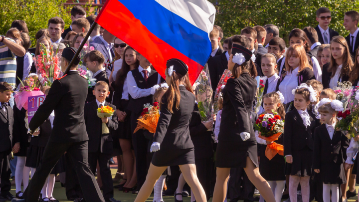 По-отечески. Курсант кадетского филиала центра Воин приятно удивил главу государства ответом на заданный вопрос
