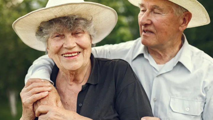 Повышение пенсий с 1 апреля 2026: на сколько вырастут выплаты