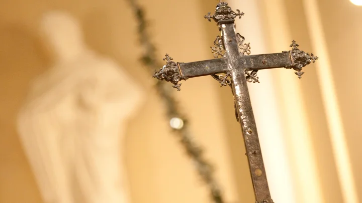 Выживший после суицида священник рассказал, что побывал в аду