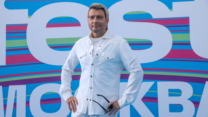 Николай Басков запустил заявление, что не считает коллегой Григорьева-Апполонова