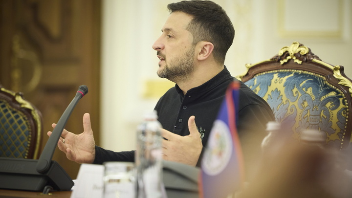 Зеленский готовится к выборам. Сплетница выдала киевский секрет