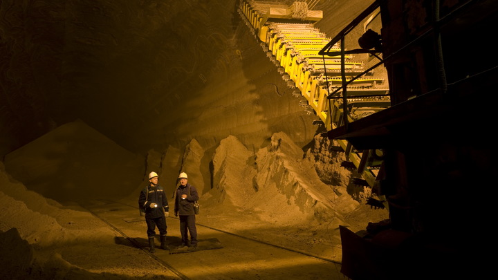 Обрушение шахты в Свердловской области: что известно