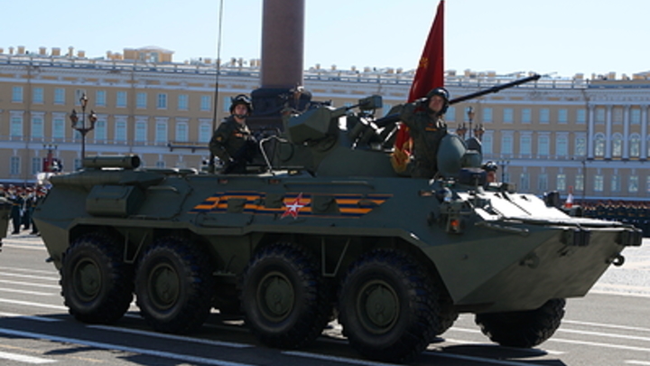 Под Новосибирском заметили поезд с военной техникой