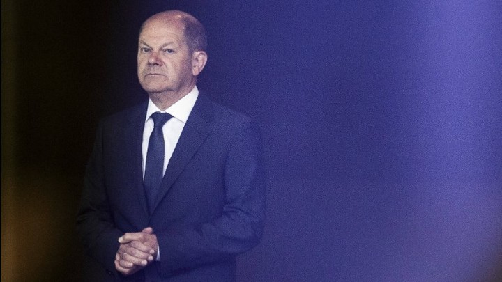 Обещание Шольца: Санкции останутся, если мир на Украине заключат на условиях России