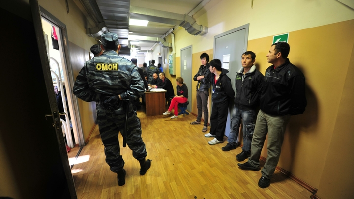 В Подмосковье мигранты избили школьника за вежливость