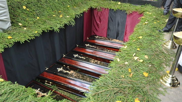 Умирать нельзя. Дорого: Крематории и похоронные агентства Германии взвинтили цены