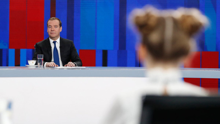 Операция Преемник: Медведев выступил со статьёй, читаем между строк