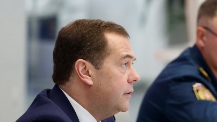 Медведев назвал ИГИЛ* традиционным партнером киевского режима