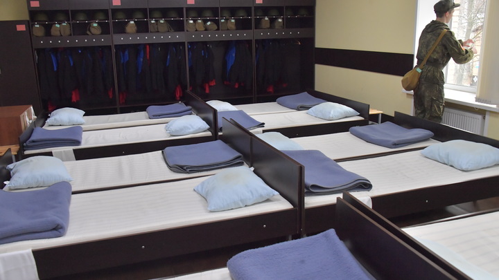 Федеральный омбудсмен проверила, в каких условиях содержат мобилизованных в Екатеринбурге