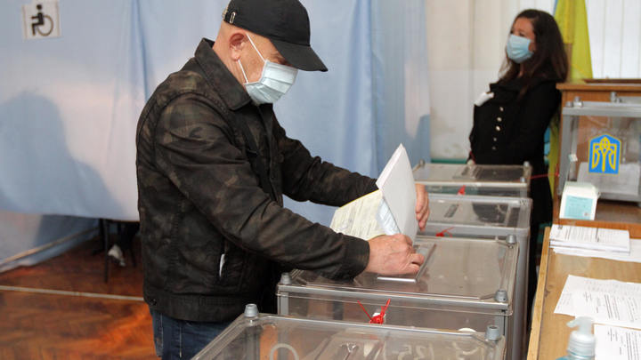 Арахамия исключил возможность проведения выборов на Украине в 2024 году