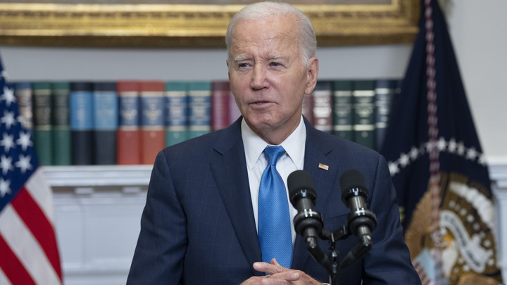 Байден: Россия преграждает путь к мирному разрешению ситуации на Украине