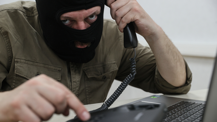 Немкин заявил об использовании мошенниками записи голоса для подтверждения финопераций