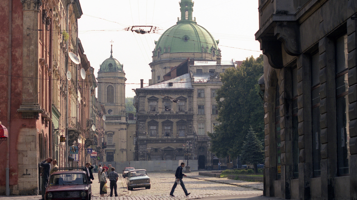 Улыбнутся и даже пожелают хорошего дня: Житель Львова преподал мастер-класс по общению с военкомами