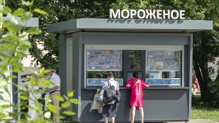 Продажи мороженого и холодных напитков в Краснодарском крае вдвое увеличились с наступлением жары