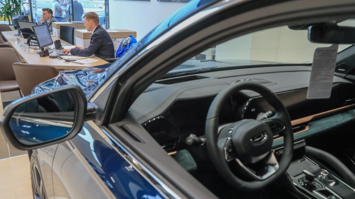 Водители Geely пожаловались на поломки двигателей и потерю управления в движении