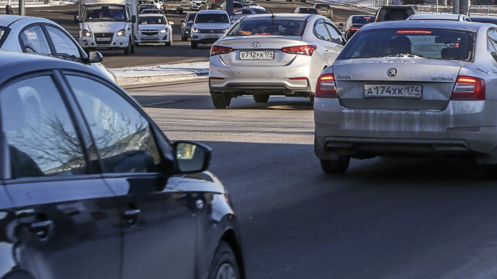 В Челябинске на 10 дней закрыли движение по участку улицы Мамина