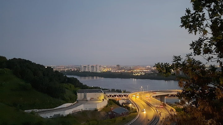 Нижегородский метромост назван одним из самых романтичных мест в России