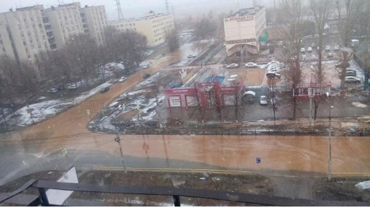 Прокуратура проверяет обстоятельства порыва на водоводе в Тольятти