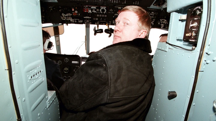 Чубайс ещё вернётся на белом коне: Кто готовит в России либеральный реванш