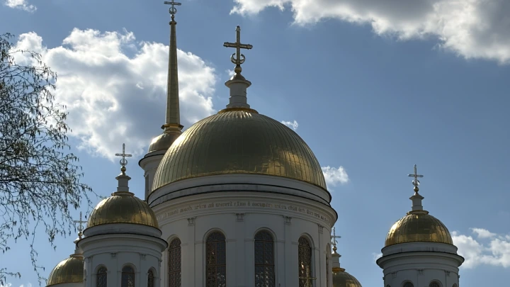 Верующим объяснили, как реагировать на грубых бабушек в храмах