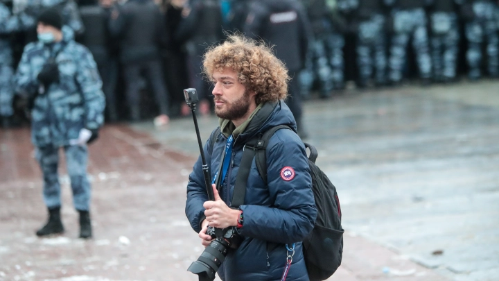 Иноагент Варламов* начал попрошайничать: Ещё одна чудная история о перебежчике