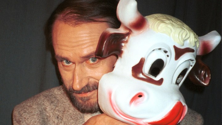 Я ещё минут пять из шкафа не выходил: Чего всю жизнь стыдился Виктор Коклюшкин