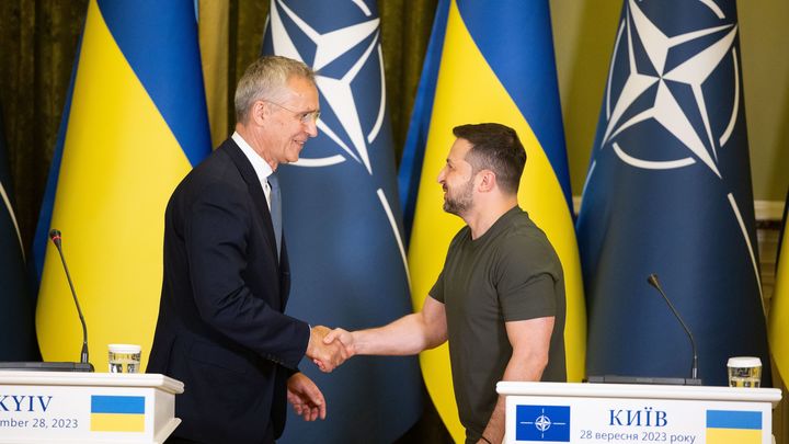 При желании решили бы вопрос за несколько дней. Эксперт раскрыл цену слов Байдена об Украине в НАТО
