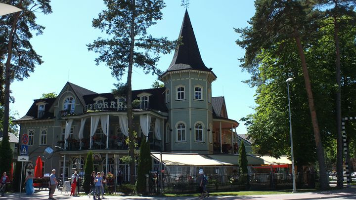 Латвия наказала тысячи русских: 90 дней - и на выход. Но есть нюанс