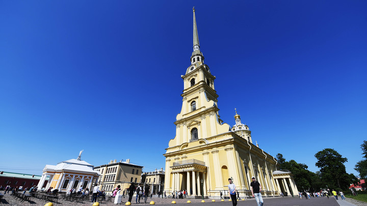 Внимание к медицине и интерес к экономике: Эксперт объяснил рейтинг упоминаний политиков