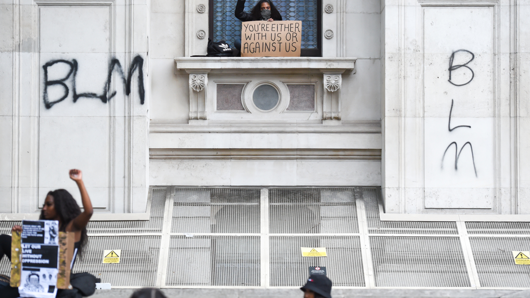 белый расист из сша 15 букв