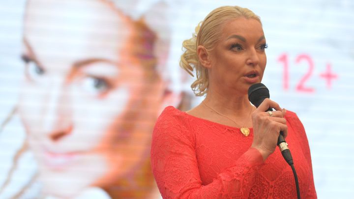 Женишок-то липовый: неумелый фотошоп опозорил Волочкову перед подписчиками