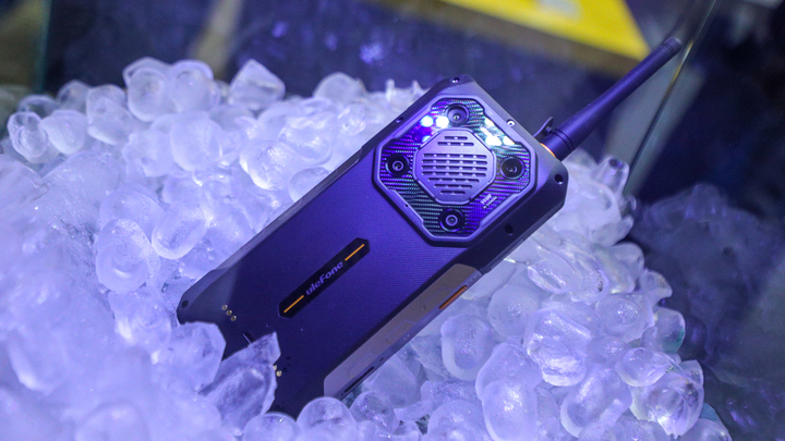 Махинации с радиостанциями для военных: Как проходит расследование по делу арестованного главы Уральских заводов