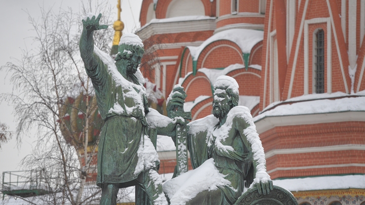 В Нижнем Новгороде почтили память Кузьмы Минина и Дмитрия Пожарского