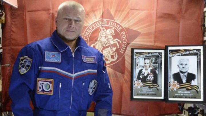 Космонавт Олег Новицкий отметил свой юбилей в космосе в компании киношников