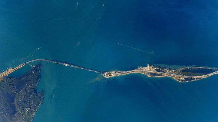 Водителя грузовика, взорвавшегося на Крымском мосту, использовали вслепую — источник