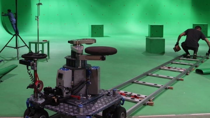 Вся Россия - съёмочная площадка: в Москино построили самый большой хромакей Европы