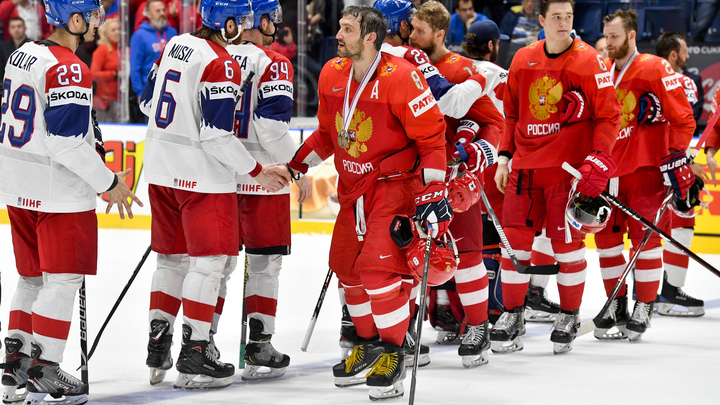 Зрелищно: Ветераны сборной России не сдерживали эмоций после победы Красной машины над чехами