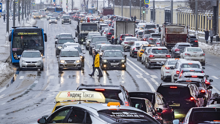 В Москве на улице задержана депутат Мосгордумы