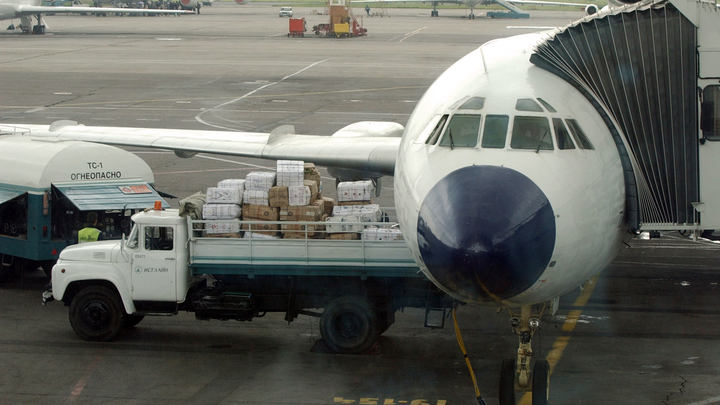 Россия переходит на новые воздушные коридоры: Как увеличится время полёта