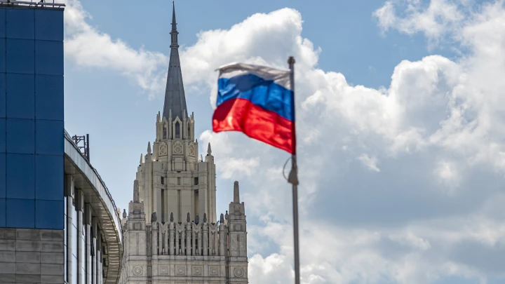 В России началась трёхдневная рабочая неделя. Сколько отдыхаем в июне 2025