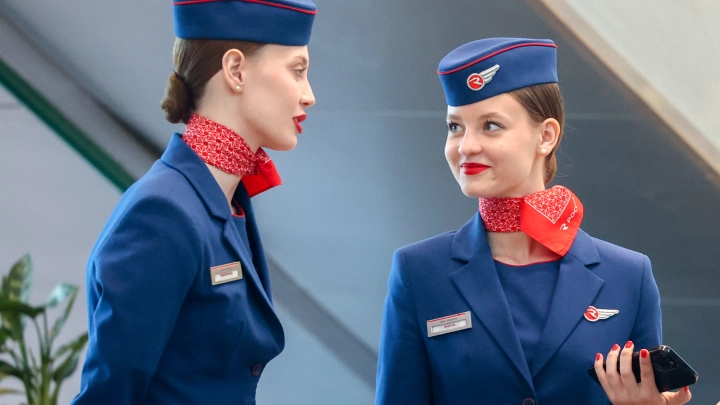 Самой красивой стюардессой стала екатеринбурженка: смотрим фото