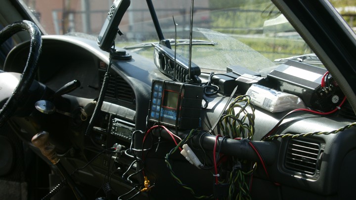 В  Свердловской области должник погасил штрафы за нарушение ПДД только после ареста авто