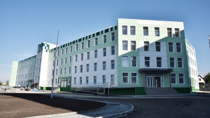 Cто тысяч жителей Октябрьского района Новосибирска примут в этом году две новые поликлиники