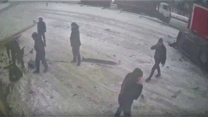 Видео смертельного ДТП на трассе в Кузбассе появилось в Сети