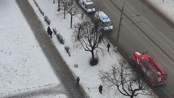 Возле оцепленного дома №17 на Верхней Дуброве во Владимире искали взрывное устройство