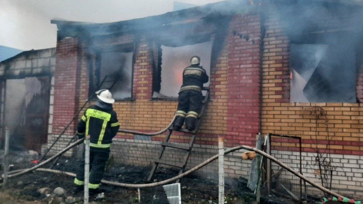 В Юрьев-Польском районе ночью сгорел дом