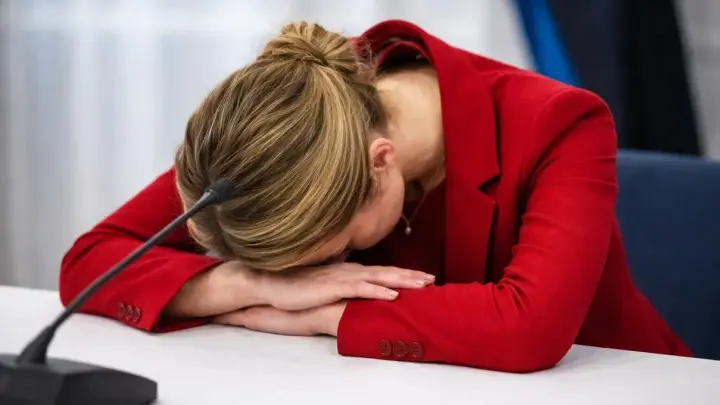 Каллас: ЕС хочет снять красные линии по санкциям против России