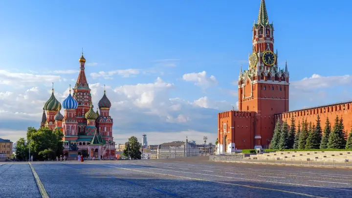 Россия обрела мощи Дмитрия Донского. Молебен возглавил Патриарх. Почему это важно?